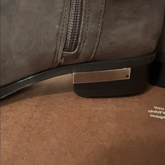 Vince Camuto 4M US - Picture 10 of 11